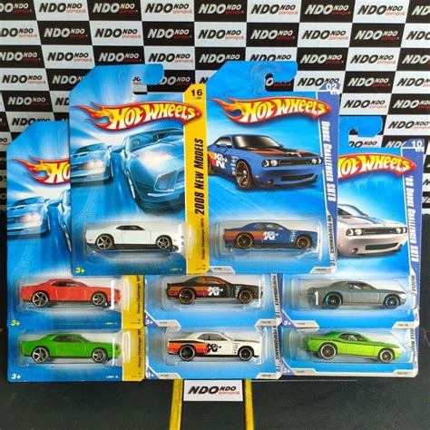 Jual Hot Wheels Dodge Challenger SRT8 Shopee Indonesia