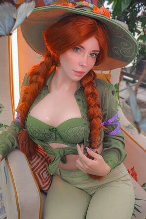 CaterpillarCos Professor Garlick Porn Pic