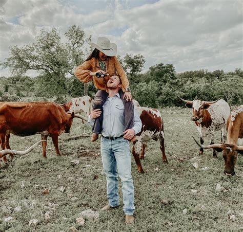 Lauren Seelig and Easton Smith's Wedding Website