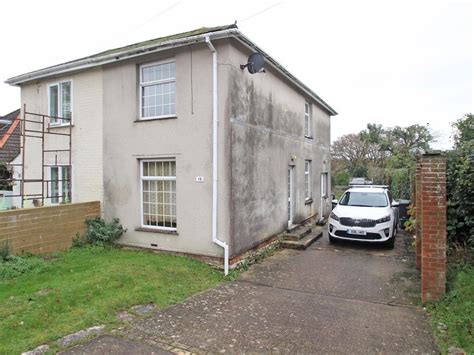 2 Bed Semi Detached House For Sale In Newnham Road Binstead Ryde Po33