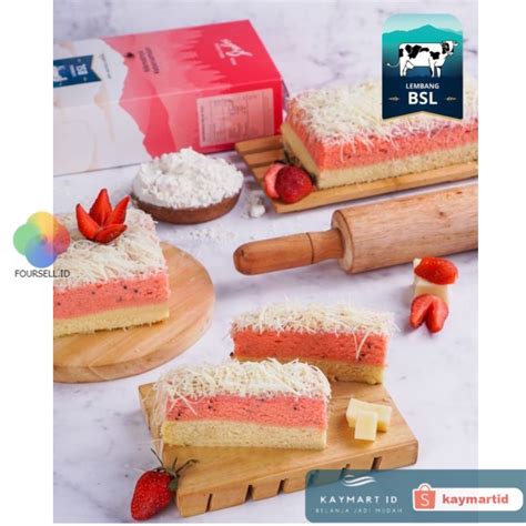 Jual Bolu Susu Lembang Strawberry Bsl Oleh Oleh Bandung Shopee Indonesia