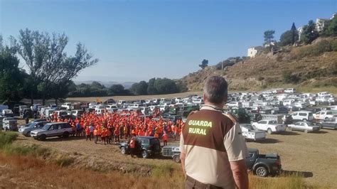 M S De Cazadores Se Manifiestan En L Rida Para Reivindicar Sus