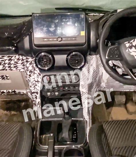 Mahindra Thar Armada Base To Top Variants Spied Testing Together