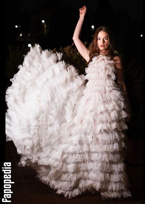 Lily James Nude Leaks Photo 4137435 Fapopedia