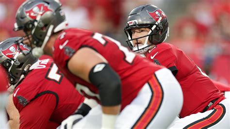 3 Most surprising roster cuts made by the Bucs heading into 2025