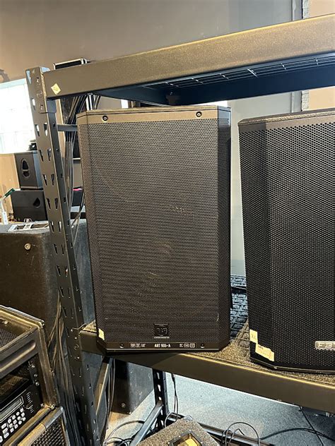 RCF ART 935-A Powered Speaker | Reverb