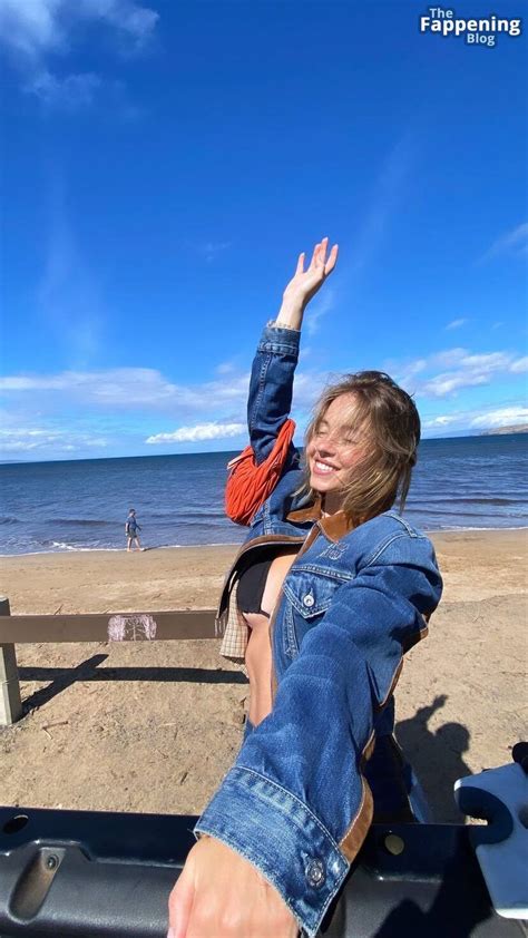 Sydney Sweeney Sexy Bikini Tits Legs 5 Photos The Fappening Stars