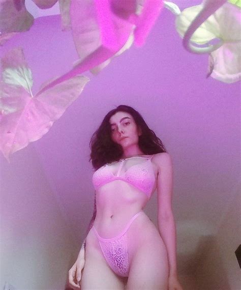 Fruity Fruitsforbats Nude OnlyFans Leaks Photos TheFappening