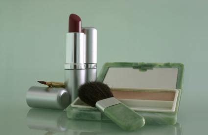 Avon Cosmetics | LoveToKnow