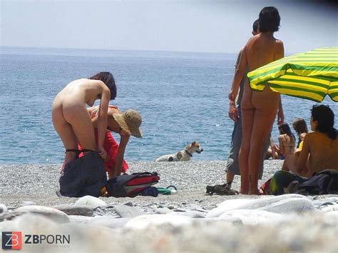 Beach Disrobing Disrobing Or Getting Bare ZB Porn