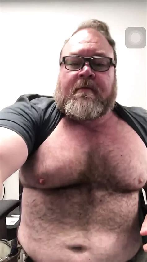 Vidéos porno gratuites Gay Au Bureau xHamster