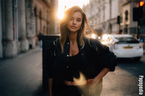 Nicola Cavanis Nude Leaks Photo 2648166 Fapopedia