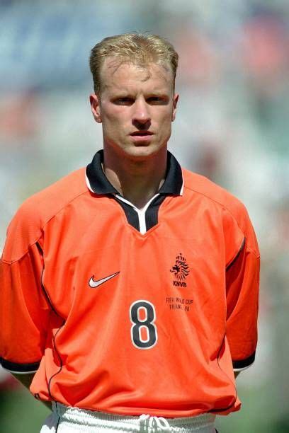 Dennis Bergkamp Holland Dennis Bergkamp Equipo De Fútbol Futbol