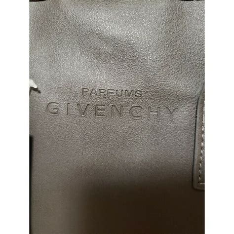 Givenchy Givenchyノベルティトートバッグandポーチセットの通販 By モイネロs Shop｜ジバンシィならラクマ