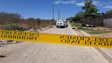 Como Humberto Identifican Al Asesinado Entre El Monte En Colinas Del Bosque En Culiacán El