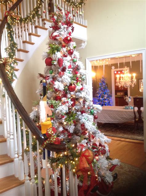 stairs decoration ideas christmas 8
