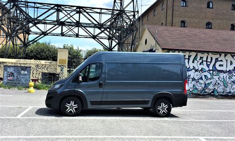 Fiat Ducato Maxi Il Furgone Italiano Per Antonomasia Camion E Furgoni