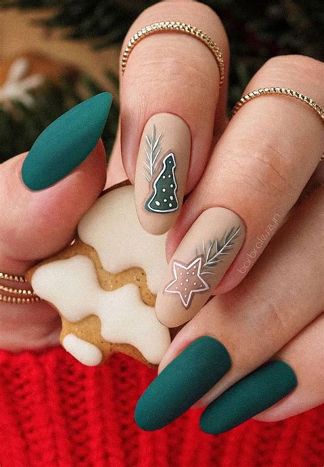 Christmas And Holiday Nail Designs For Every Taste Matte Green