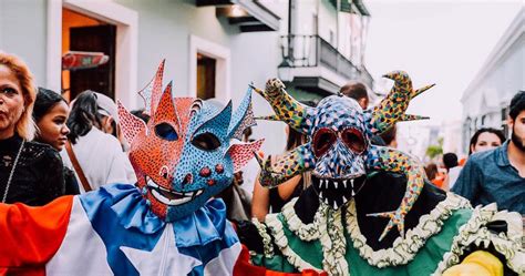 10 Puerto Rican Christmas Traditions That Make The Season Extra Special