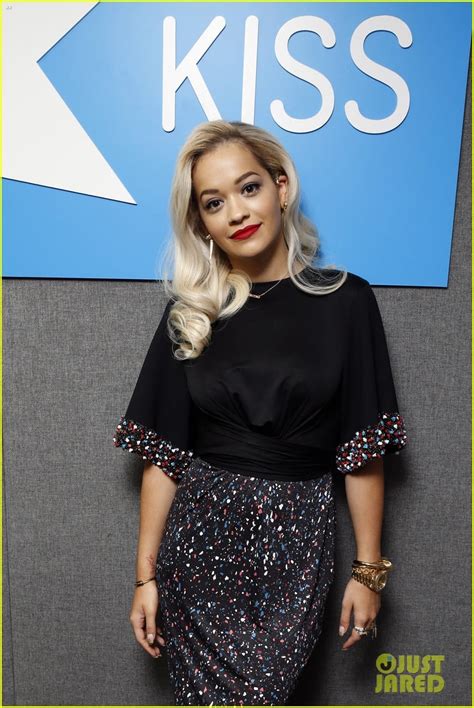 Rita Ora Shows Off Side Boob While Celebrating No U K Single With