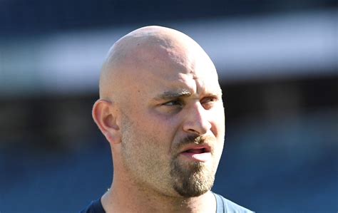 Kyle Long Responds To Being Caught Nude In Bears Locker Room On IG Live