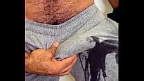 Vídeos hombre orinando XVIDEOS