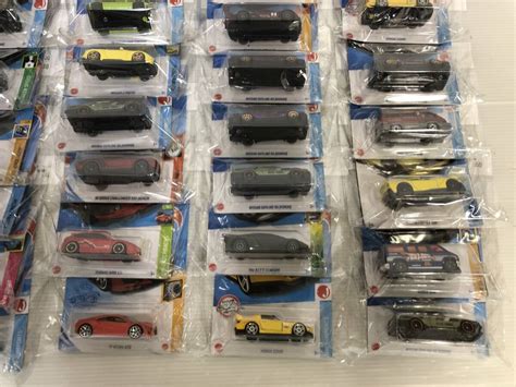 Yahoo オークション ホットウィール Hot Wheels 大量まとめ売り ダブ