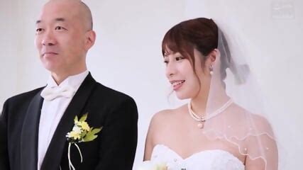 Wife Makes Cuckold Husband Lick And Clean Cheater S Creampie Pussy While Laughing On The Phone