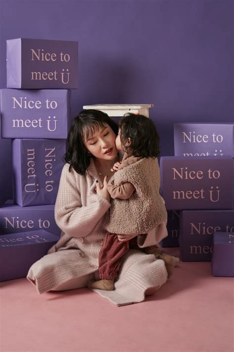 Đời thực của hot TikToker Emily Dương Là mẹ bỉm con nổi tiếng cùng Camera giấu kín