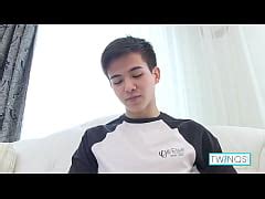 Hot Asian Teen Xander Shows His Tight Asshole While Jacking Off Xxx