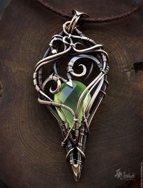 Купить Кулон с халцедоном - салатовый, Кулон ручной работы, плетеный ...