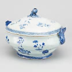 A Turreen Porcelain China Qianlong Bukowskis