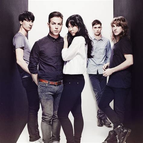 The Naked And Famous Nghe tải album The Naked and Famous