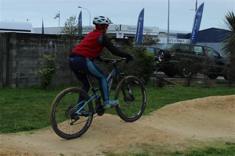 Pump Track Skills - Pumping on a bike • goRide.co.nz