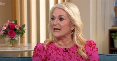 Vanessa Feltz split: Star undergoes new look amid heartbreak