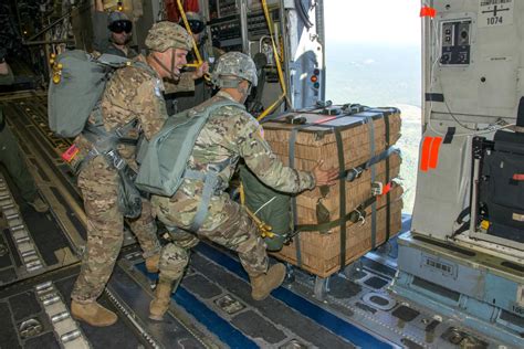 Paratroopers Test New System for Airdropping Ammo, Kit into Battle | Military.com