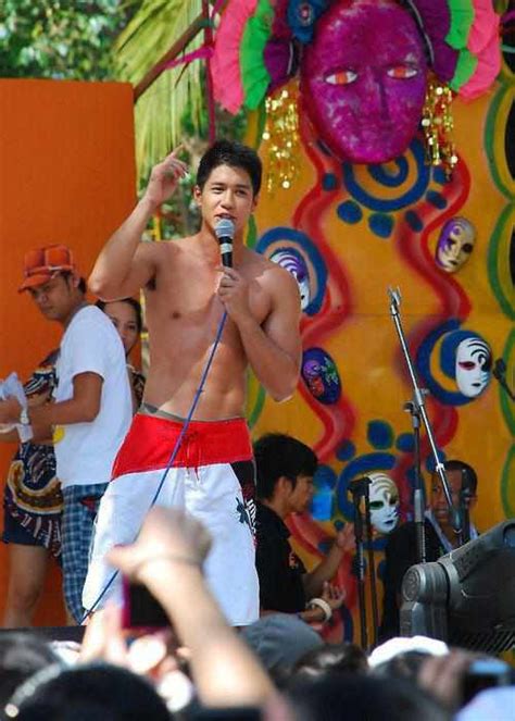 Hot Pinoy Aljur Abrenica