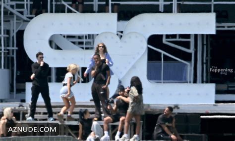 Sabrina Carpenter Sexy And Braless Spotted Flashing Her Hot Nipples At Primavera Sound