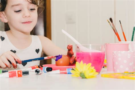 7 Fun Skills Through Art and Craft Activities in Singapore