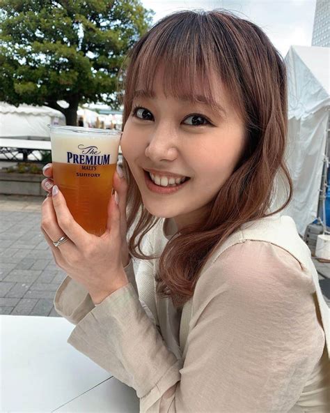 門脇佳奈子さんのインスタグラム写真 門脇佳奈子instagram「外でのビールは最高でしかない🍺 ️ 有明でやってた