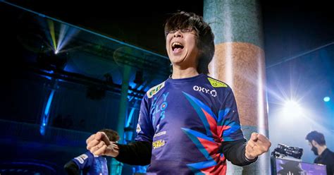 優勝者 GO1 Red Bull Dragon Ball FighterZ World Tour Finals