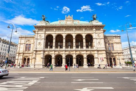 The Perfect 2 Days In Vienna Itinerary Very Hungry Nomads