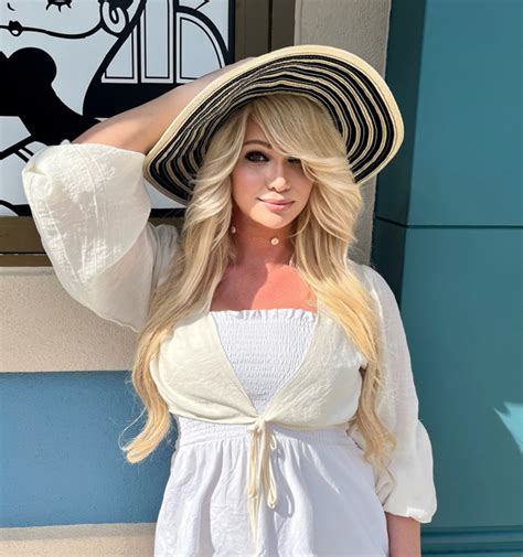 Porn Stars Sue OnlyFans After Being Added To Terror Watchlist In WILD Alleged Bribery Scheme