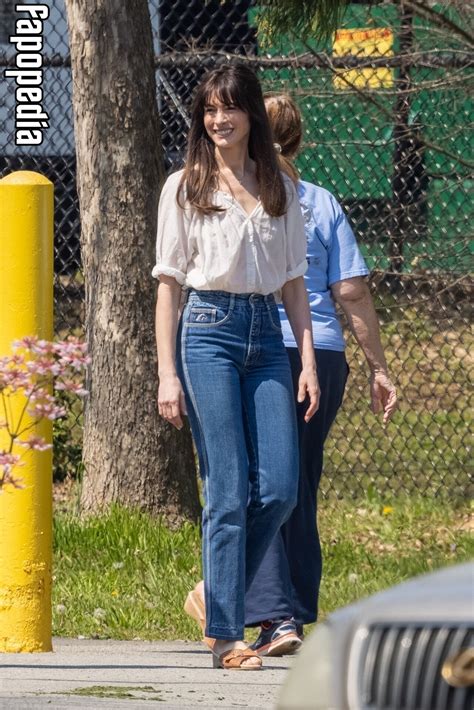 Anne Hathaway Nude OnlyFans Leaks Photo 4914416 Fapopedia