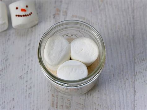 Melted Snowman Hot Chocolate Gift Jars