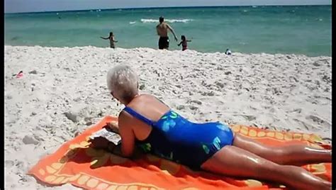 Omafotze Chubby Amateur Mature Nudes Compilation Porn Xhamster