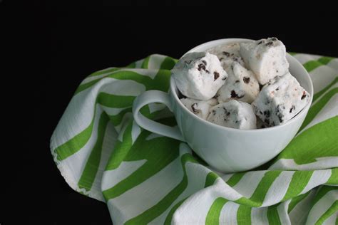 Mint Chocolate Chip Marshmallows Whats Cooking On Planet Byn