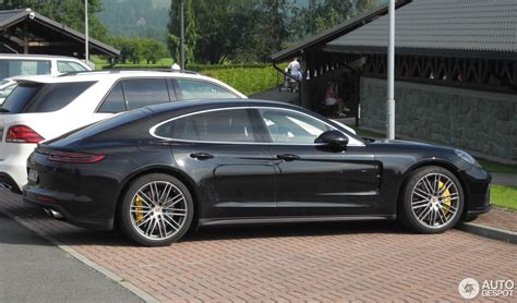 porsche  panamera turbo mki  july  autogespot