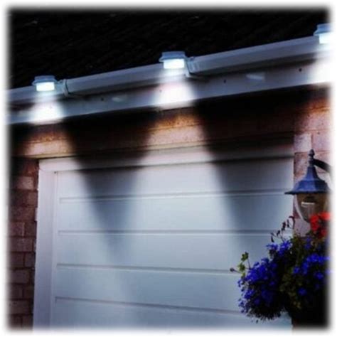 SideDeal: 4-Pack: Boundary Outdoor Solar Gutter LED Lights