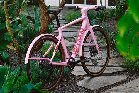 This Russian Adventure Bike Just Doesn’t Give a Damn | Gear Patrol